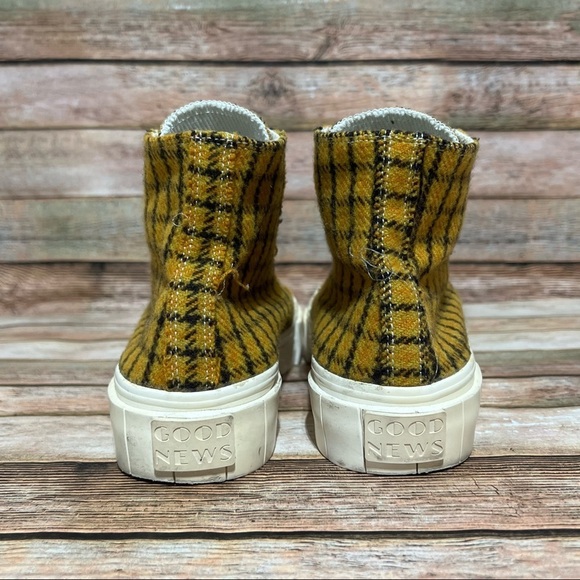 Good News Softball 2 Hi Sneakers - Picture 6 of 9